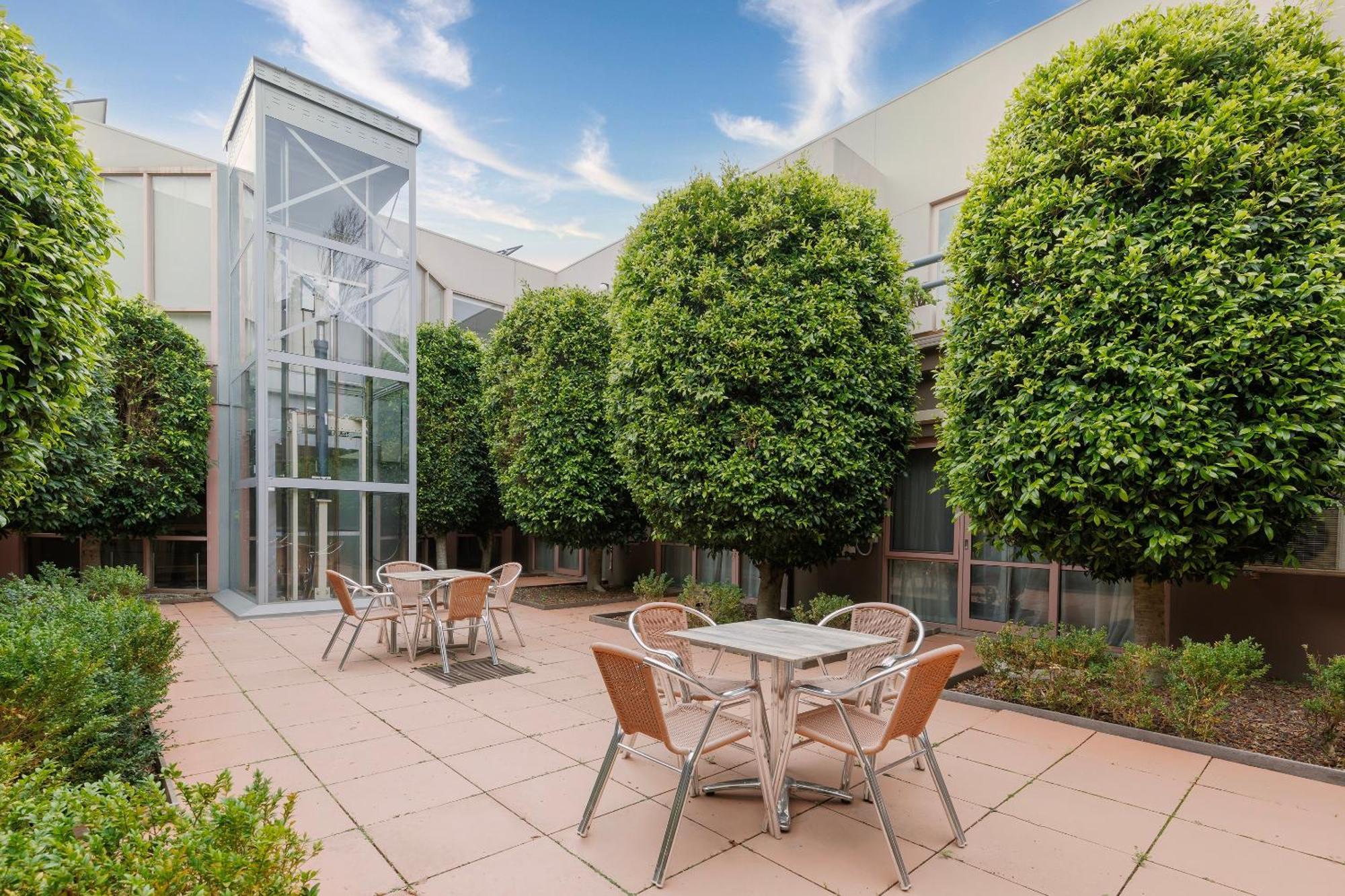 Kimberley Gardens Hotel, Serviced Apartments And Serviced Villas Melbourne Exterior foto