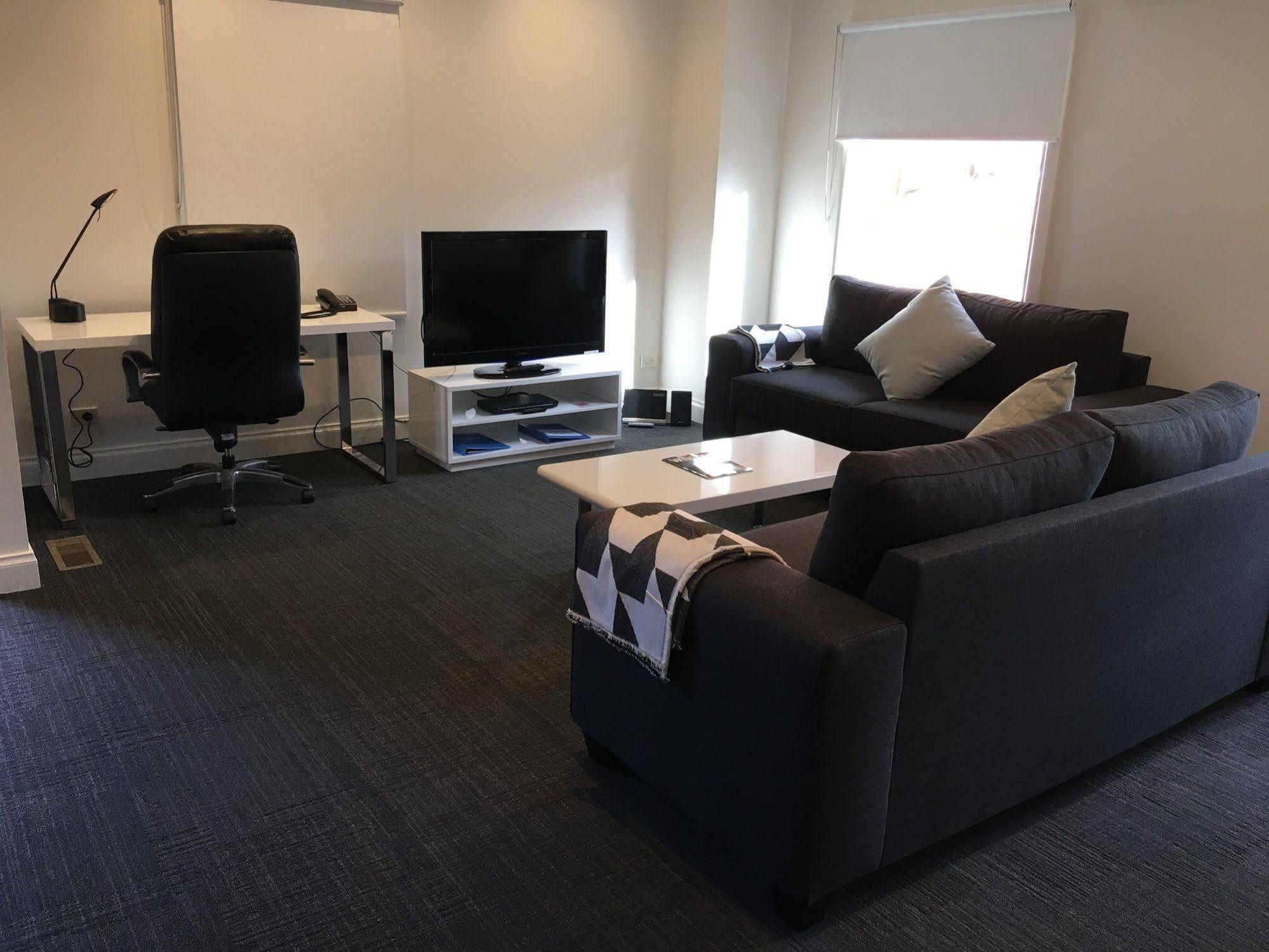 Kimberley Gardens Hotel, Serviced Apartments And Serviced Villas Melbourne Exterior foto